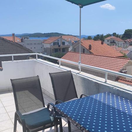 Apartments Suri Vodice Eksteriør billede