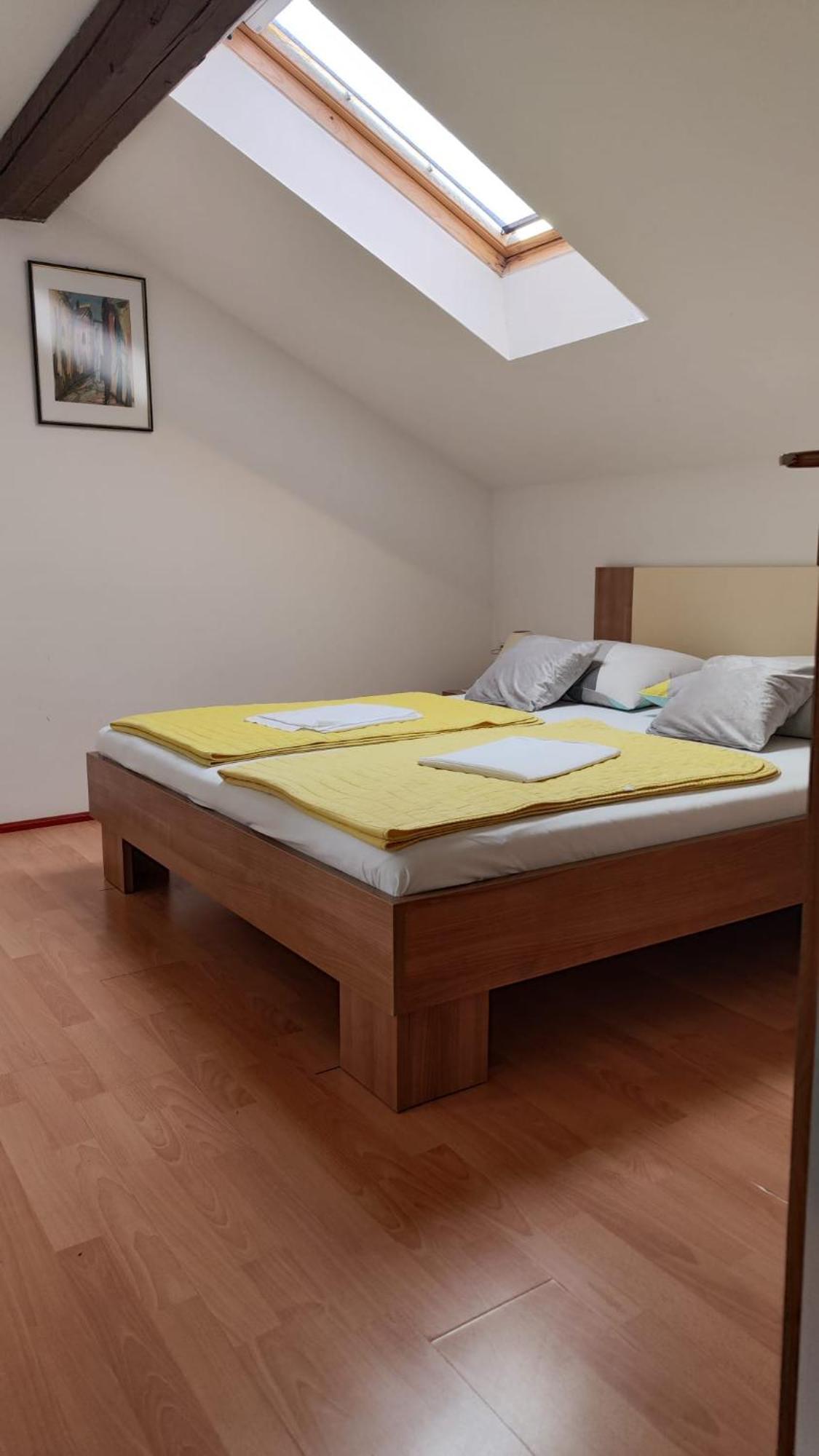 Apartments Suri Vodice Eksteriør billede